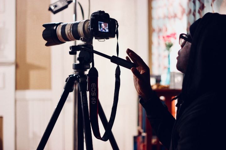 Behind the scenes on a Wynn Film Productions set